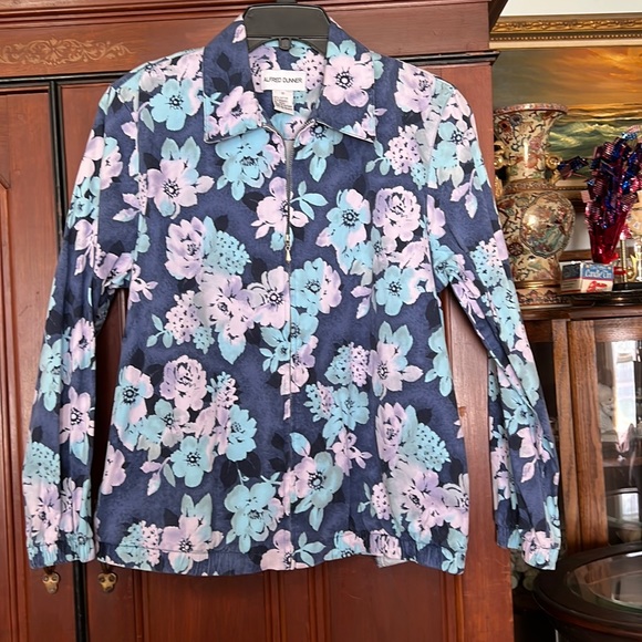 Nice Spring Floral Alfred Dunner Full Zipper Cute Flowered Bomber Jacket Size 10 - Picture 1 of 8